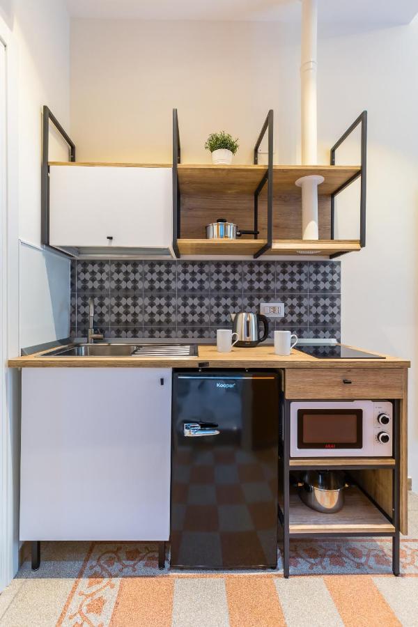Central Station Apartments & Suites Napoli Eksteriør billede