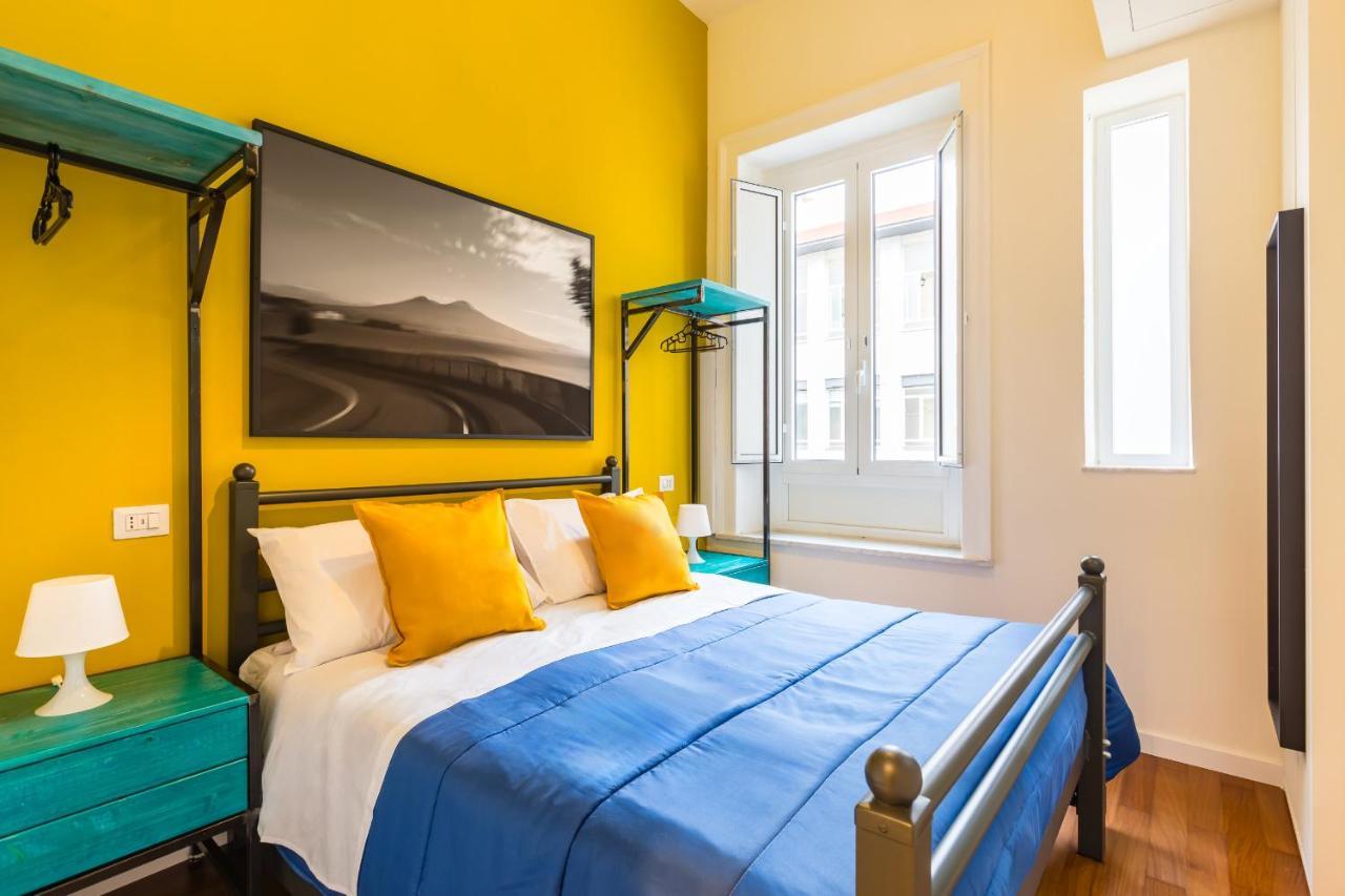 Central Station Apartments & Suites Napoli Eksteriør billede