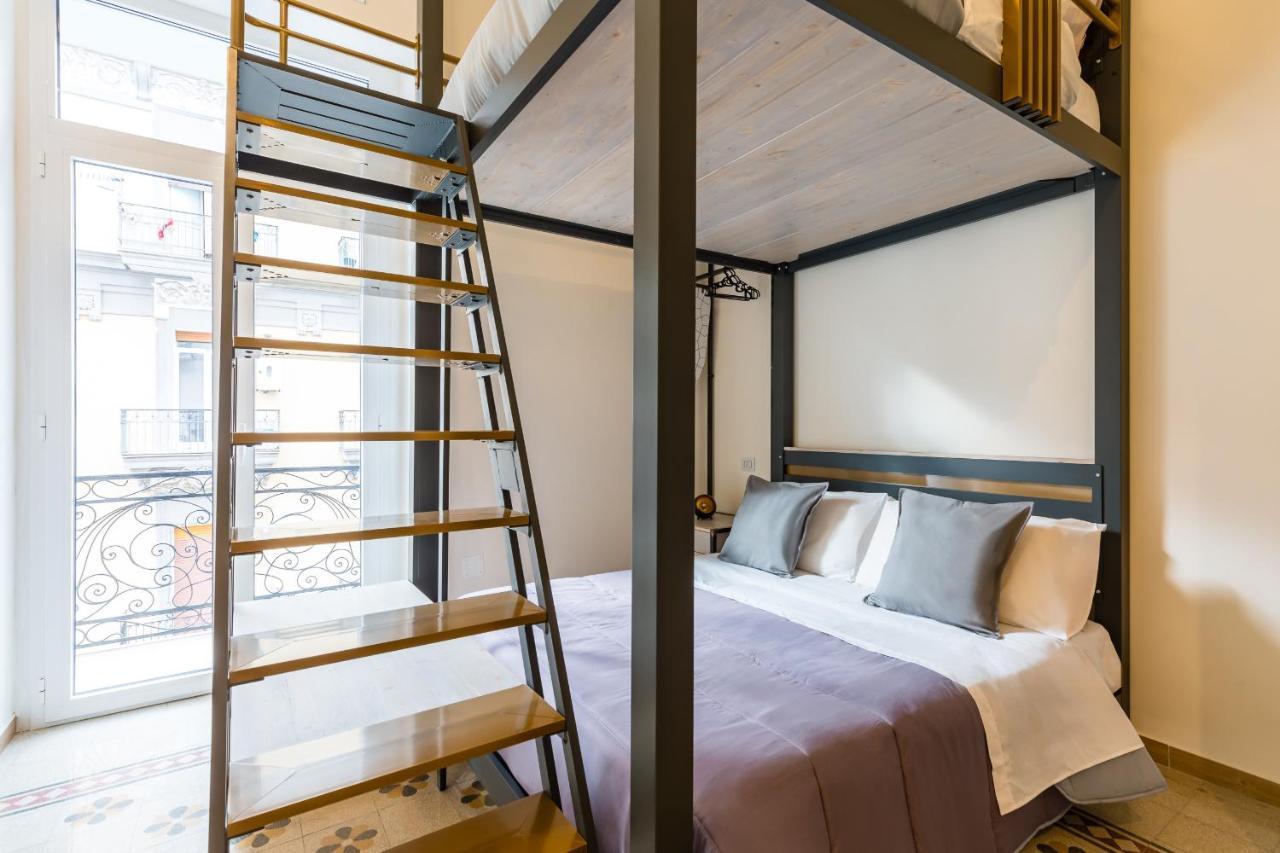 Central Station Apartments & Suites Napoli Eksteriør billede